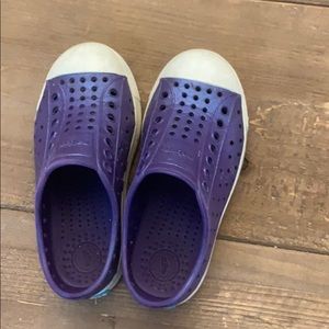 Size 10, purple shimmer Natives